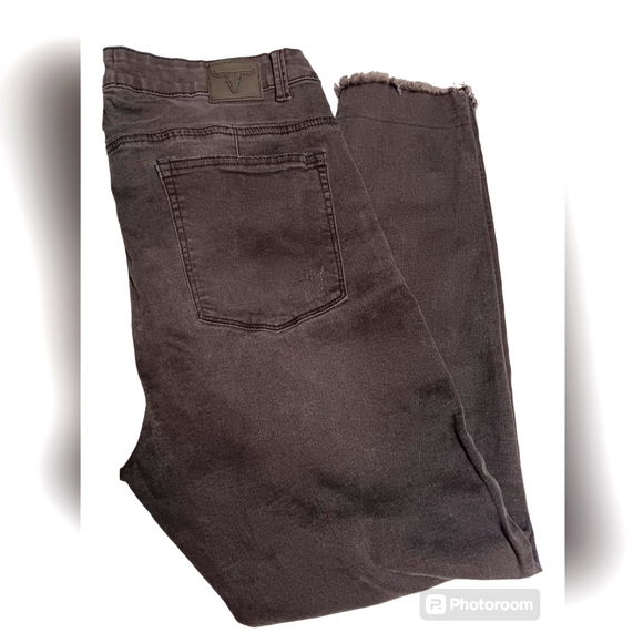 Lucky & Blessed High Rise Skinny Jeans EUC - Picture 1 of 7